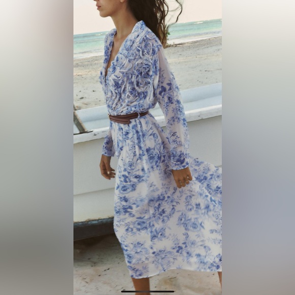 Belted Ruffle Printed Dress - Picture 2 of 5